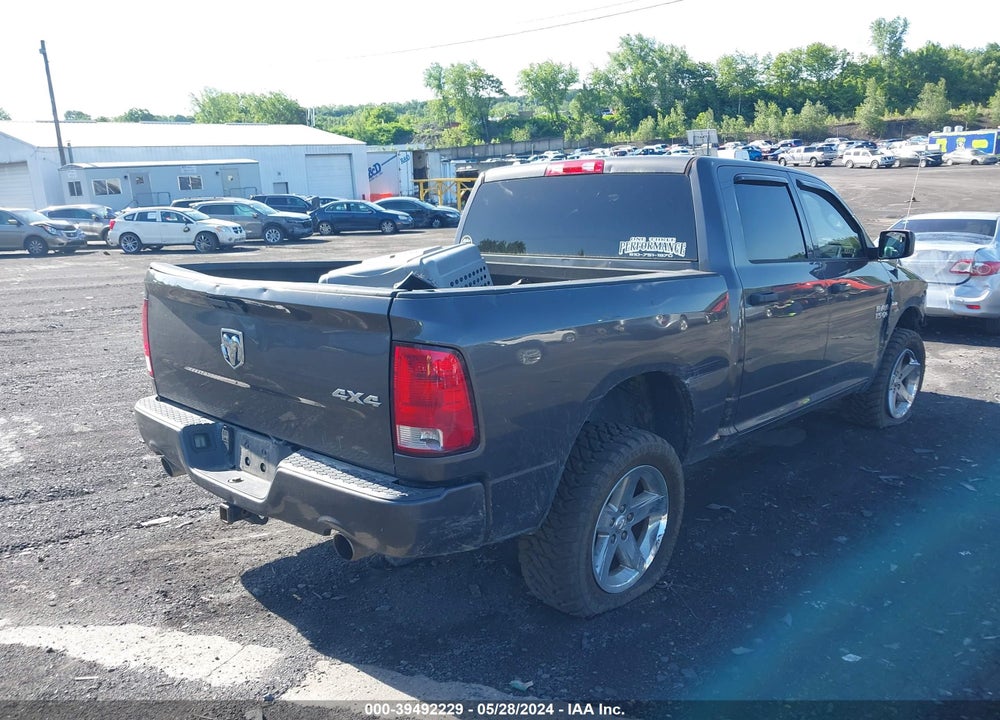 2015 RAM 1500 EXPRESS VIN: 1C6RR7KT7FS507639