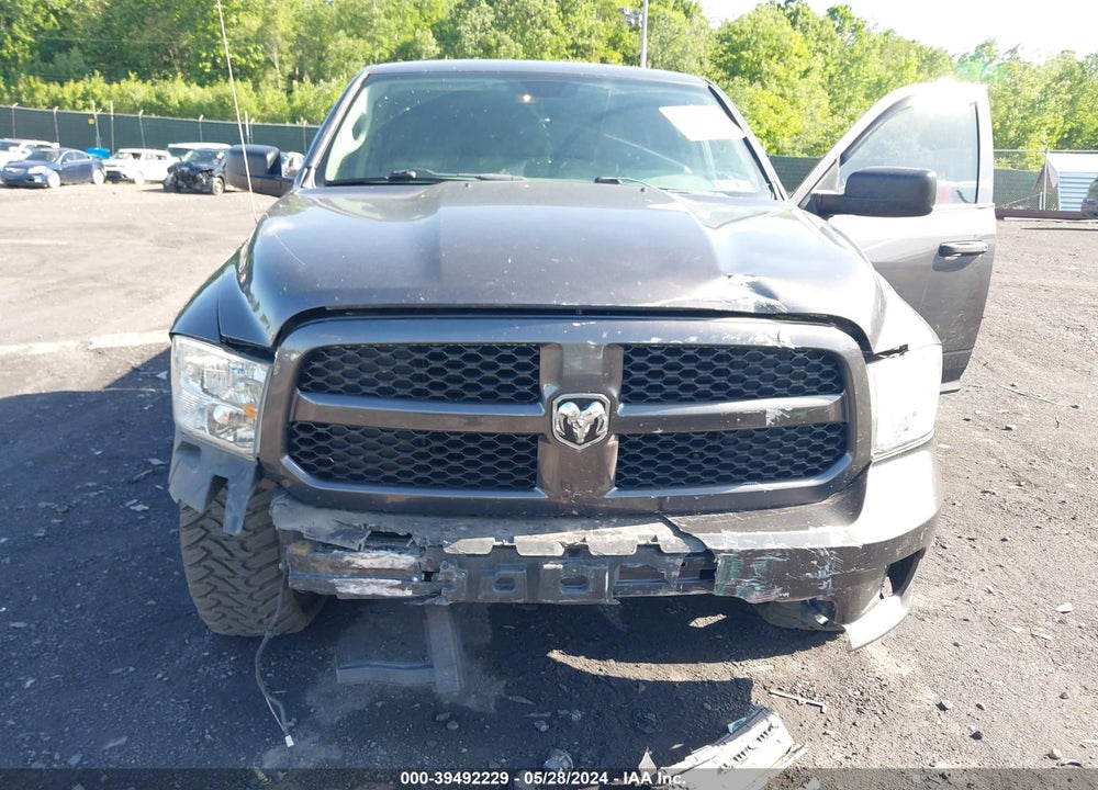 2015 RAM 1500 EXPRESS VIN: 1C6RR7KT7FS507639