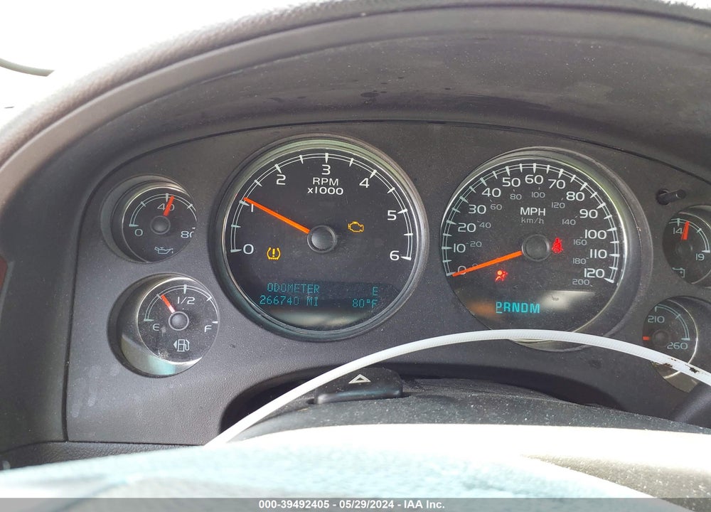 2010 CHEVROLET TAHOE C1500 LT VIN: 1GNMCBE30AR217544