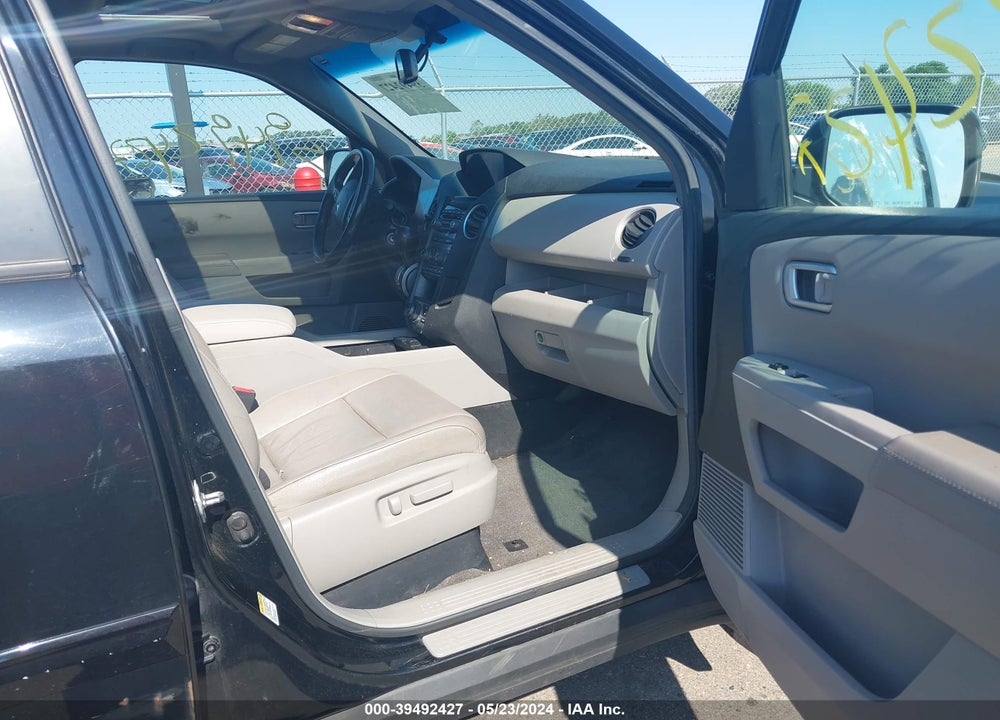 2013 HONDA PILOT EX-L VIN: 5FNYF4H74DB005963