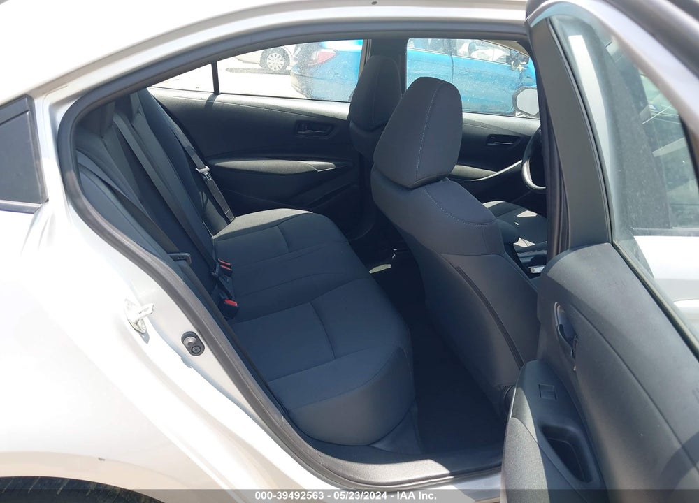 2022 TOYOTA COROLLA LE VIN: 5YFEPMAE4NP374143