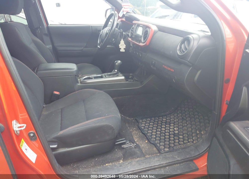 2017 TOYOTA TACOMA TRD SPORT VIN: 5TFDZ5BN5HX016422