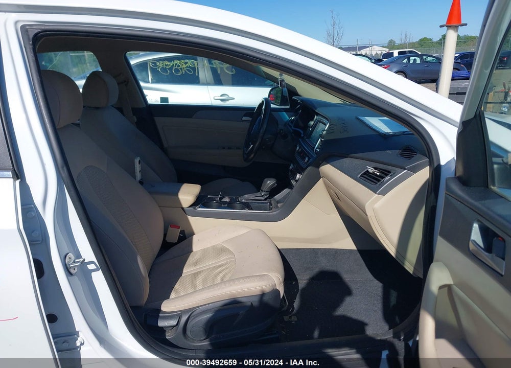 2018 HYUNDAI SONATA SEL VIN: 5NPE34AF0JH651303