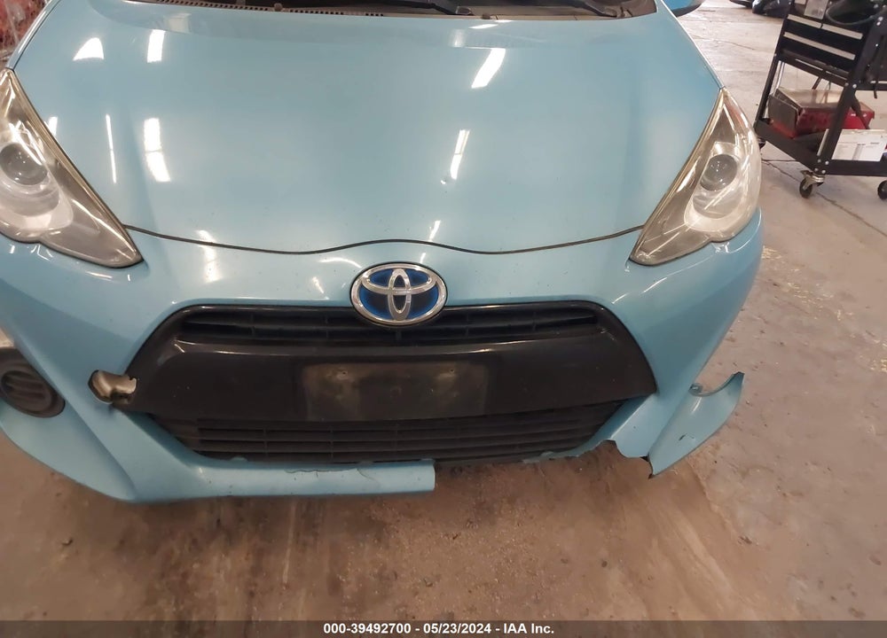 2015 TOYOTA PRIUS C THREE VIN: JTDKDTB30F1086743