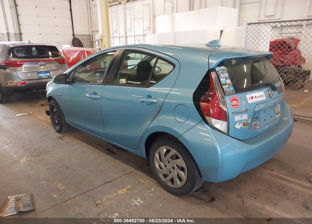 2015 TOYOTA PRIUS C THREE VIN: JTDKDTB30F1086743