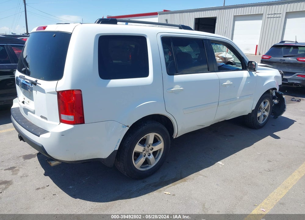 2011 HONDA PILOT EX-L VIN: 5FNYF4H54BB009992
