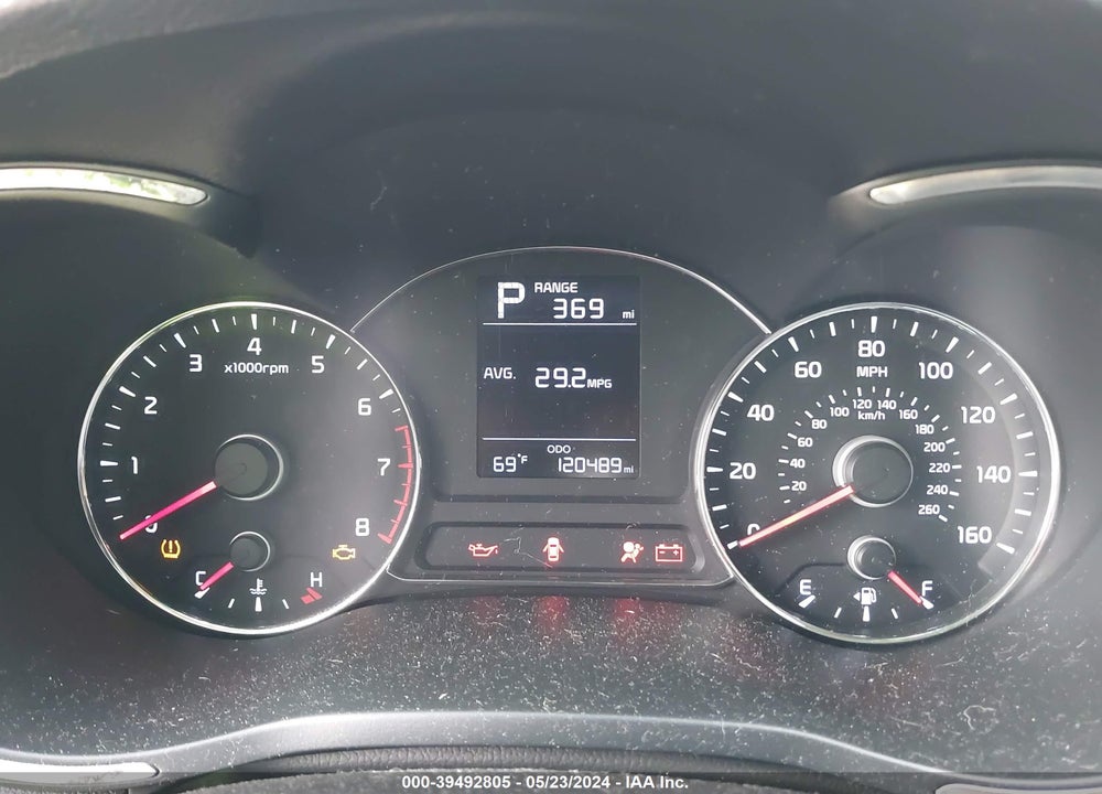 2017 KIA FORTE VIN: 3KPFK4A70HE070317