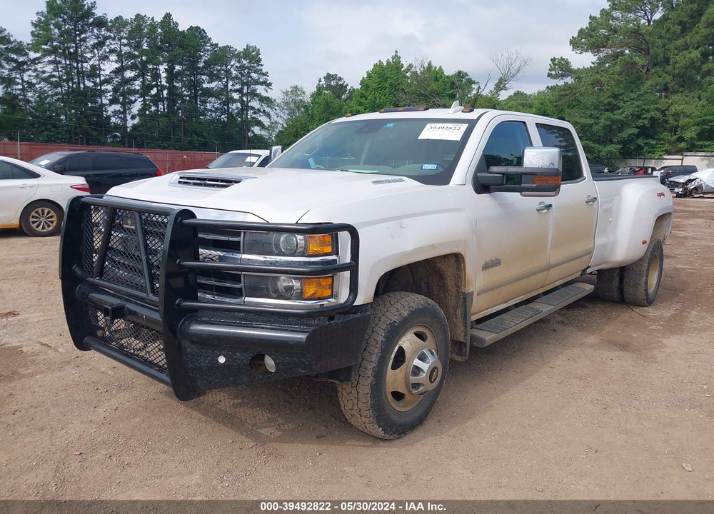 2019 CHEVROLET SILVERADO 3500HD HIGH COUNTRY VIN: 1GC4KYEY5KF150081