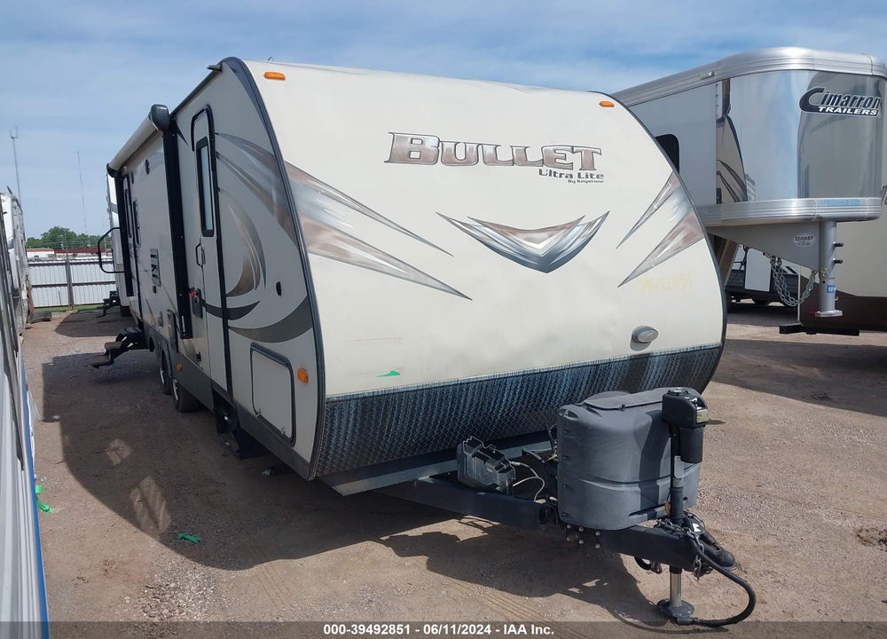 2015 KEYSTONE BULLET ULTRA LITE SE VIN: 4YDT26920FD424159