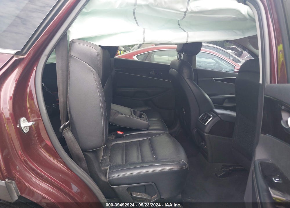 2016 KIA SORENTO 3.3L EX VIN: 5XYPHDA55GG132474