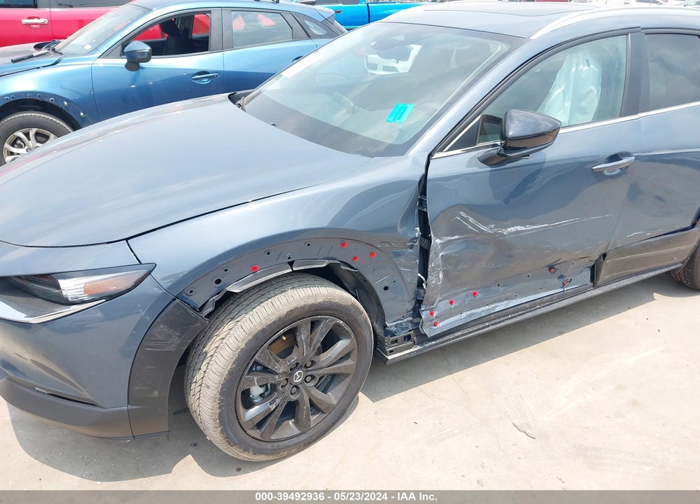 2024 MAZDA CX-30 2.5 S CARBON EDITION VIN: 3MVDMBCM7RM637167