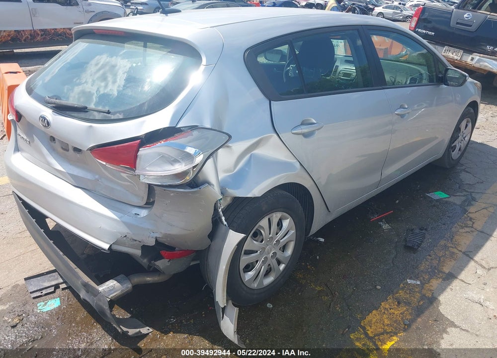 2018 KIA FORTE LX VIN: KNAFK5A80J5773817