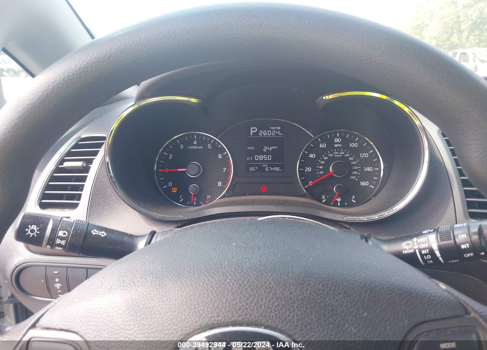 2018 KIA FORTE LX VIN: KNAFK5A80J5773817