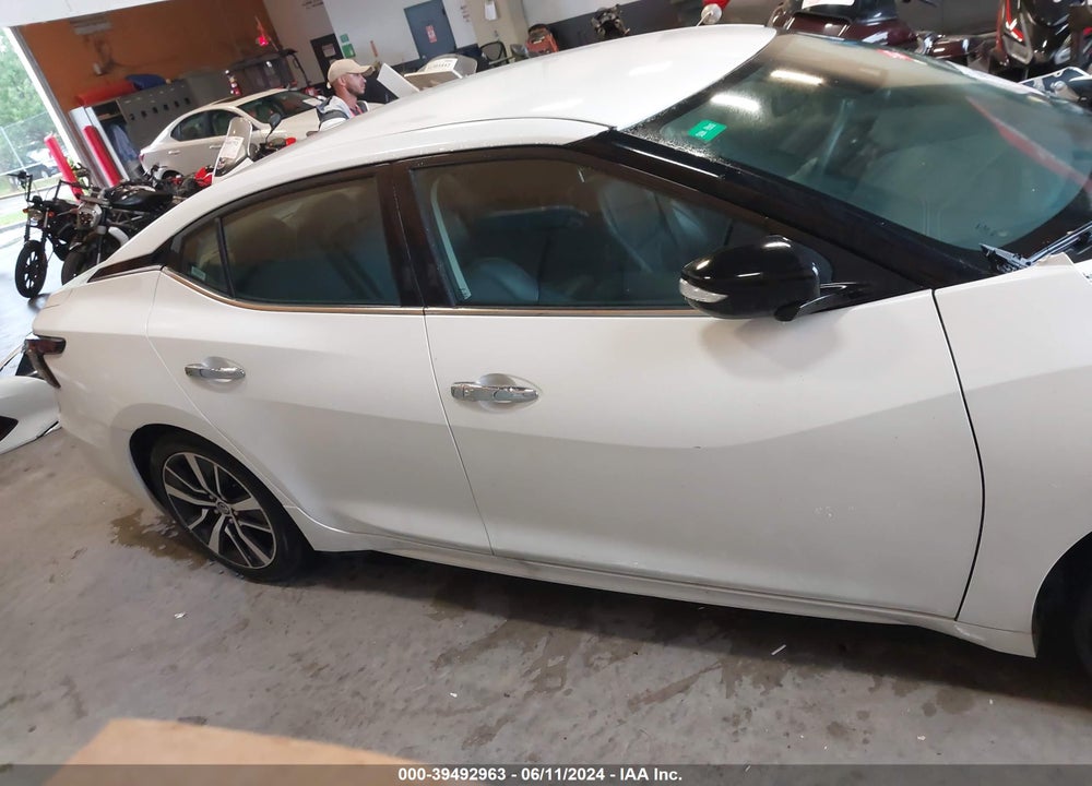 2022 NISSAN MAXIMA SV XTRONIC CVT VIN: 1N4AA6CV9NC503260