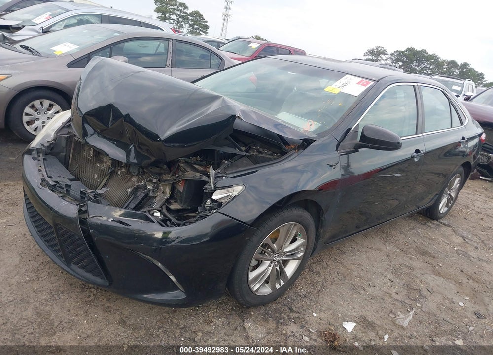 2015 TOYOTA CAMRY SE VIN: 4T1BF1FK5FU053344