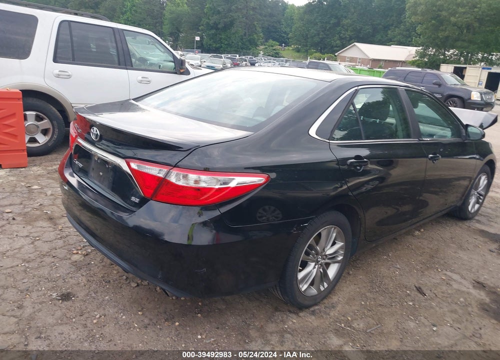 2015 TOYOTA CAMRY SE VIN: 4T1BF1FK5FU053344