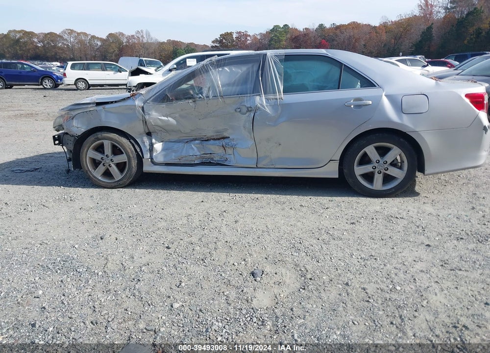 2012 TOYOTA CAMRY SE VIN: 4T1BF1FK4CU038278