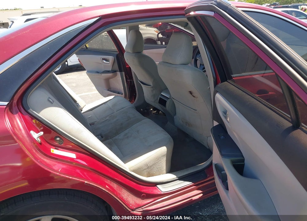 2015 TOYOTA CAMRY LE VIN: 4T1BF1FK5FU933105
