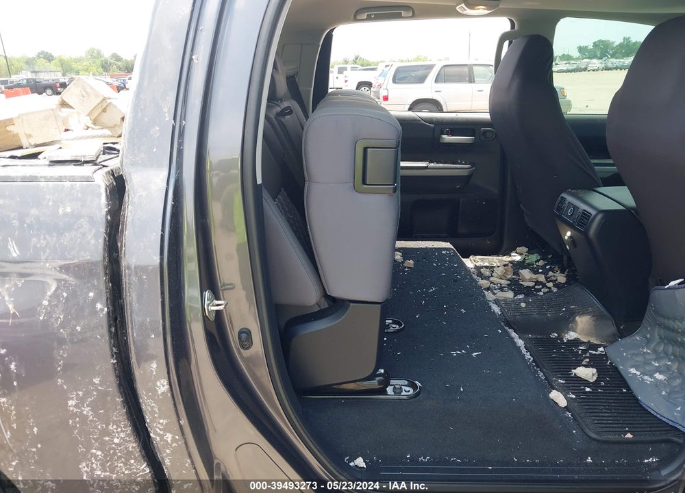 2019 TOYOTA TUNDRA SR5 4.6L V8 VIN: 5TFEM5F19KX143062