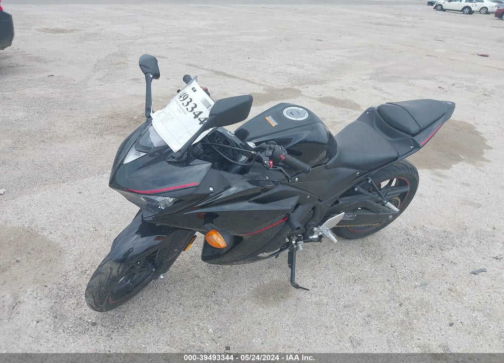 2018 YAMAHA YZFR3 A VIN: MH3RH15Y0JK003993