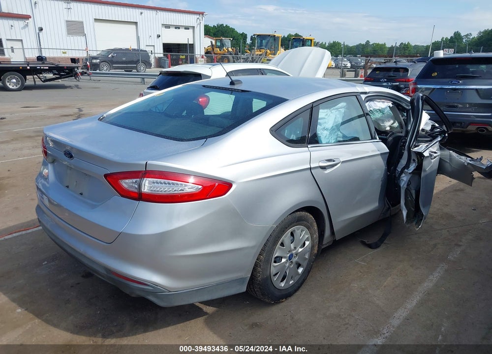 2013 FORD FUSION S VIN: 3FA6P0G77DR252428