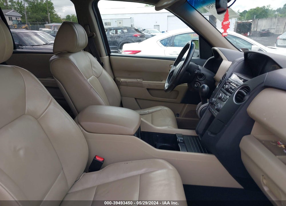 2012 HONDA PILOT EX-L VIN: 5FNYF4H52CB016103