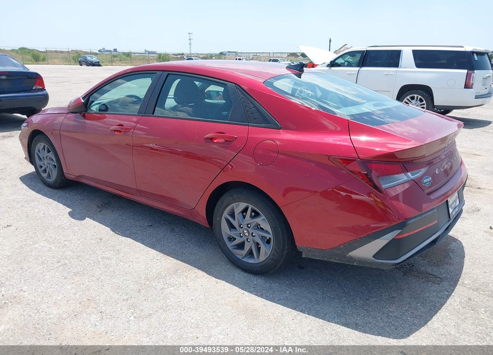 2024 HYUNDAI ELANTRA SEL VIN: KMHLM4DG1RU756776