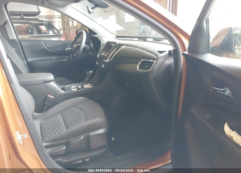 2019 CHEVROLET EQUINOX LT VIN: 2GNAXKEV8K6242732