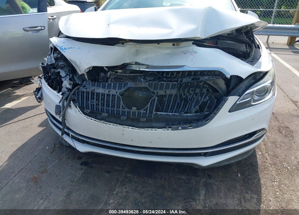 2017 BUICK LACROSSE ESSENCE VIN: 1G4ZP5SS1HU179311