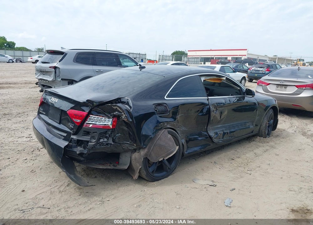 2012 AUDI A5 2.0T PREMIUM VIN: WAULFAFRXCA022008