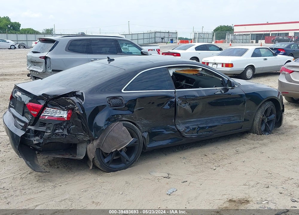 2012 AUDI A5 2.0T PREMIUM VIN: WAULFAFRXCA022008