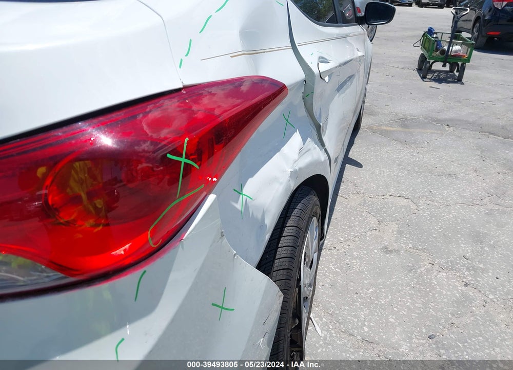 2012 HYUNDAI ELANTRA GLS VIN: 5NPDH4AE5CH147773