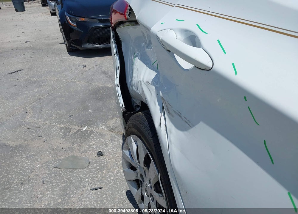 2012 HYUNDAI ELANTRA GLS VIN: 5NPDH4AE5CH147773