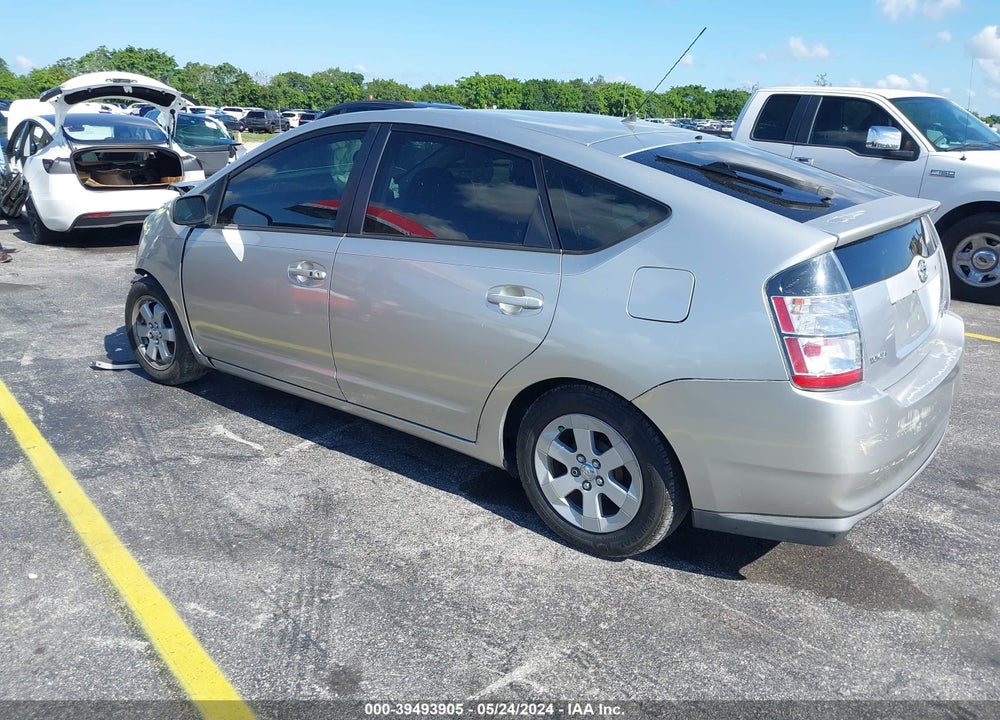 2005 TOYOTA PRIUS VIN: JTDKB20U957018268