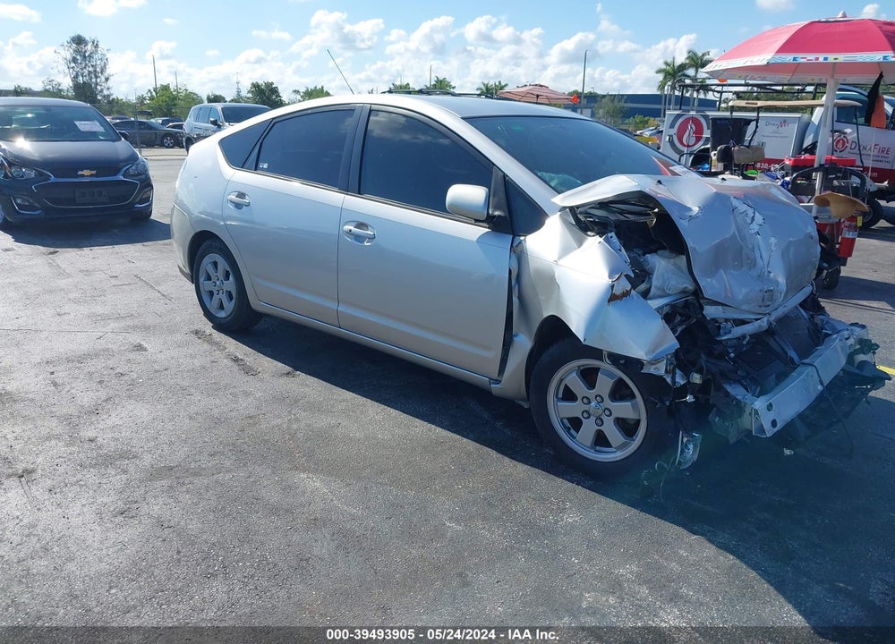 2005 TOYOTA PRIUS VIN: JTDKB20U957018268