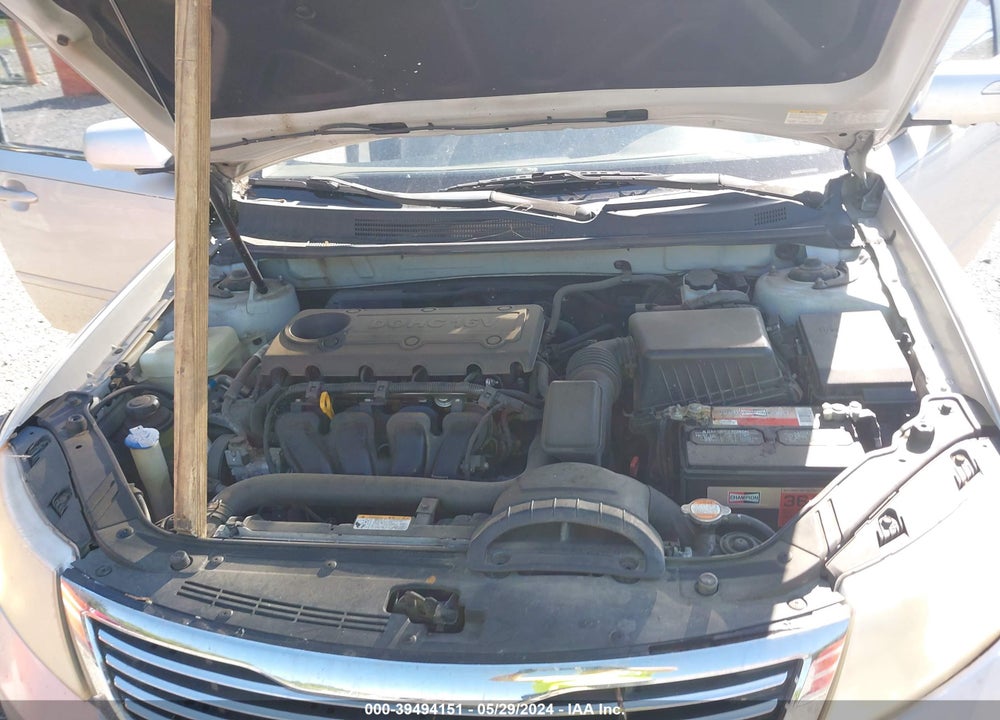 2009 KIA OPTIMA LX VIN: KNAGE228295362407