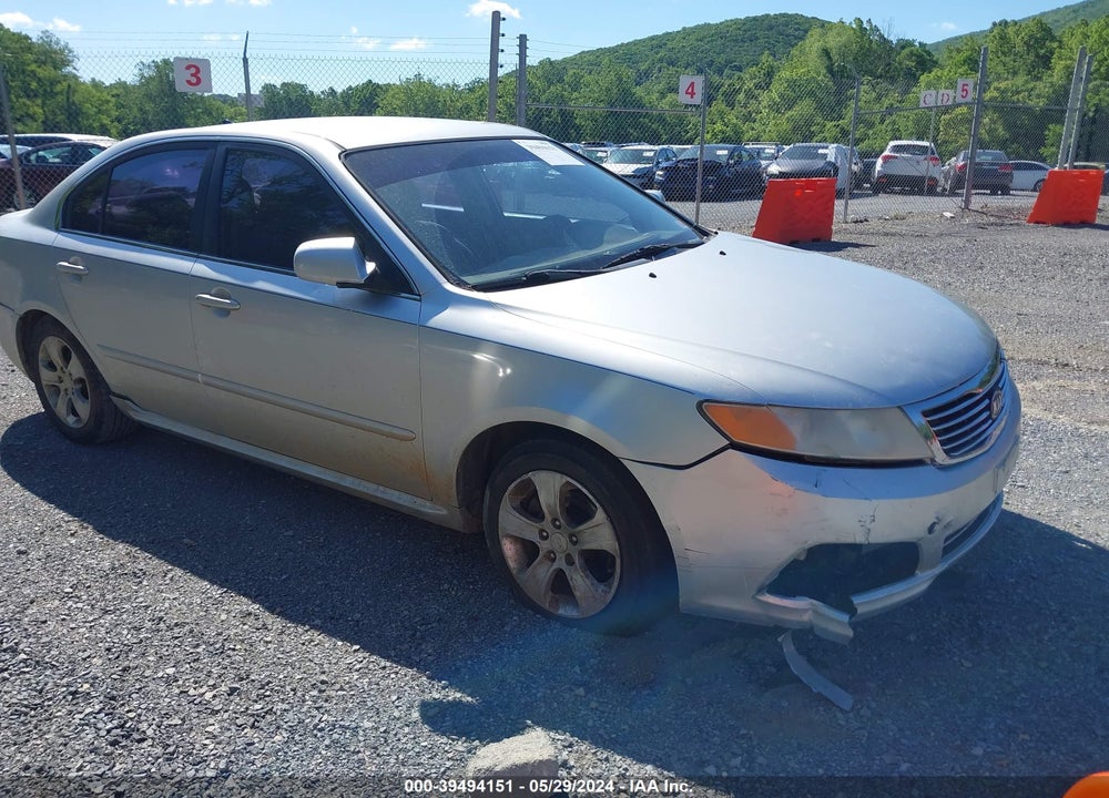 2009 KIA OPTIMA LX VIN: KNAGE228295362407