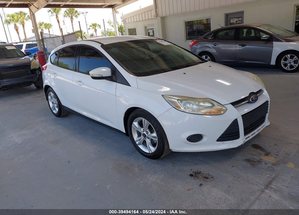 2014 FORD FOCUS SE VIN: 1FADP3K29EL264472