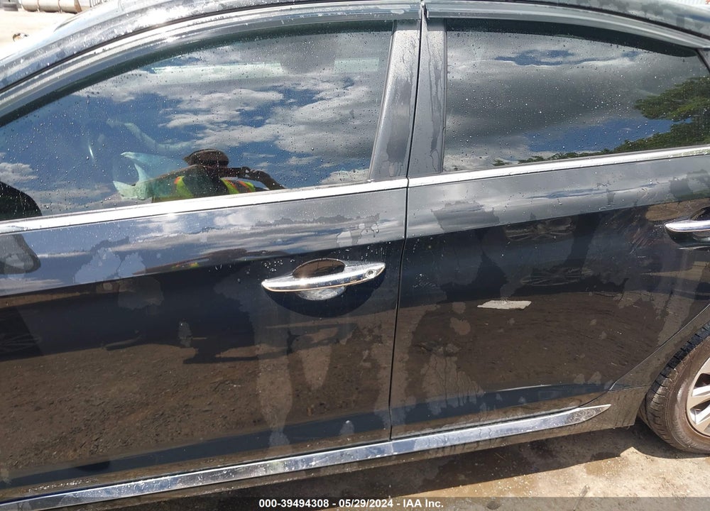 2016 HYUNDAI SONATA LIMITED VIN: 5NPE34AF2GH305634