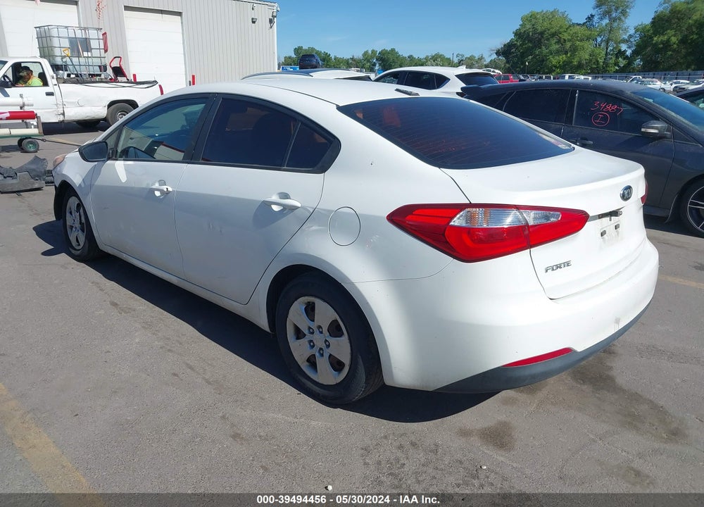 2016 KIA FORTE LX VIN: KNAFK4A64G5595072
