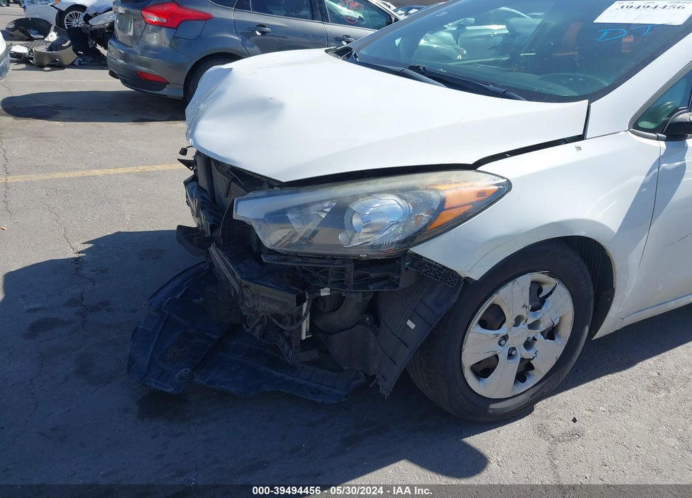 2016 KIA FORTE LX VIN: KNAFK4A64G5595072