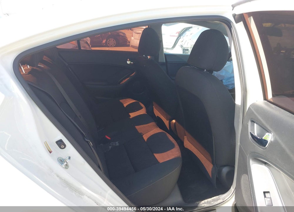 2016 KIA FORTE LX VIN: KNAFK4A64G5595072