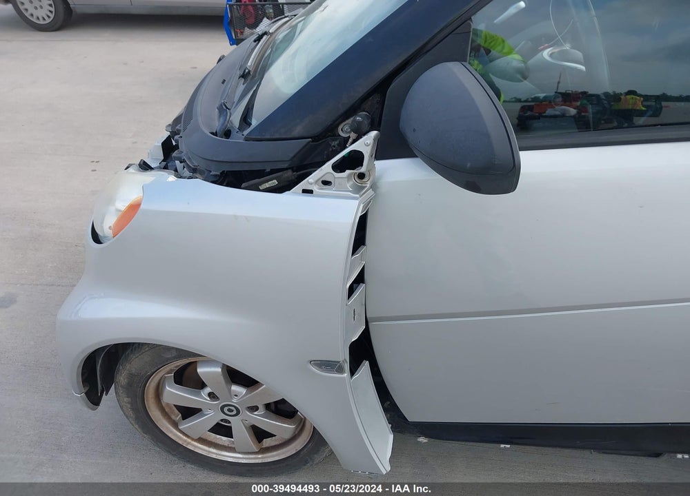2012 SMART FORTWO PASSION/PURE VIN: WMEEJ3BA9CK552651