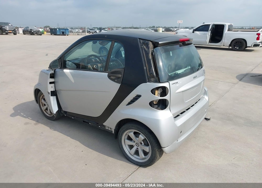 2012 SMART FORTWO PASSION/PURE VIN: WMEEJ3BA9CK552651