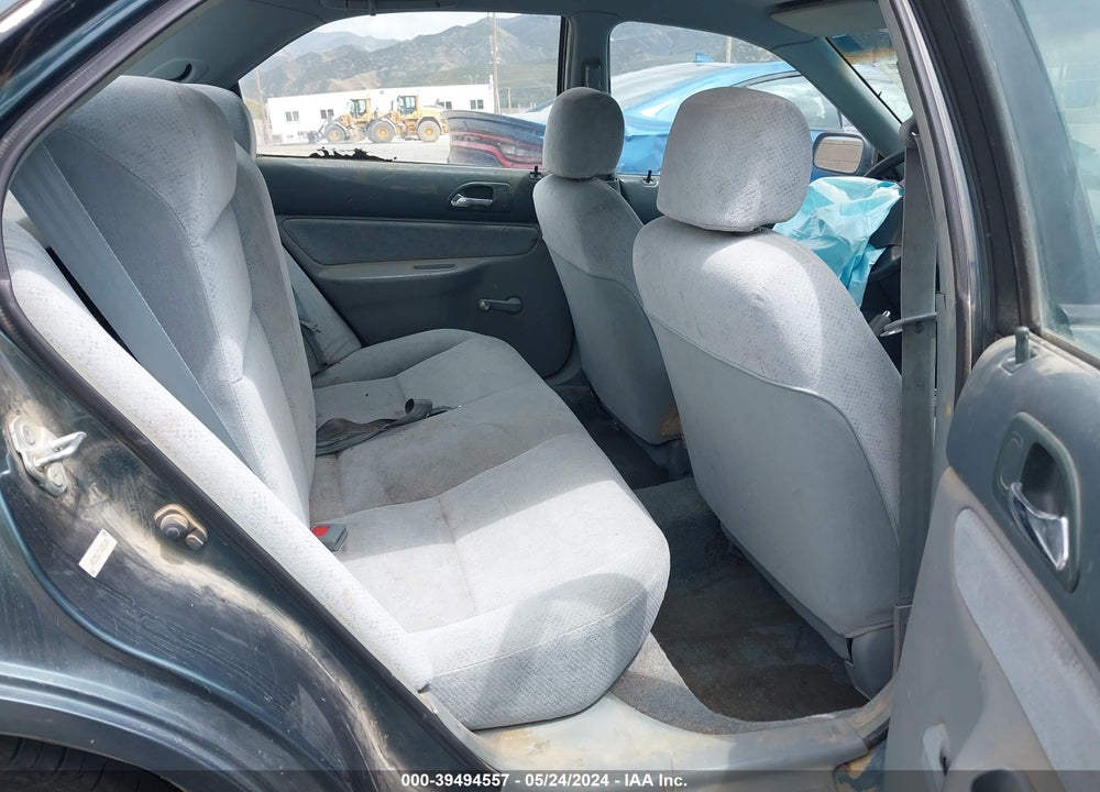 1996 HONDA ACCORD DX VIN: 1HGCD5627TA051289