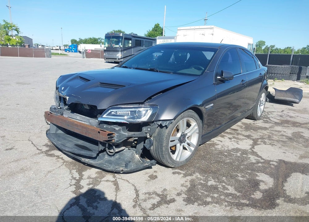 2009 PONTIAC G8 VIN: 6G2ER57739L160405