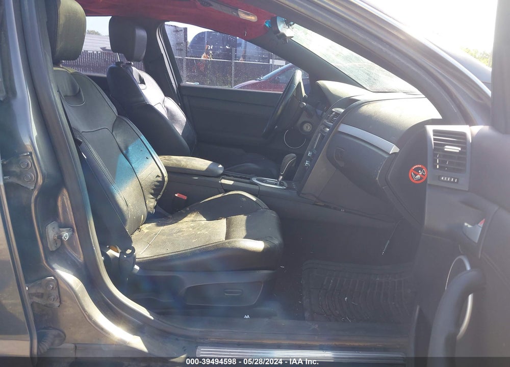 2009 PONTIAC G8 VIN: 6G2ER57739L160405