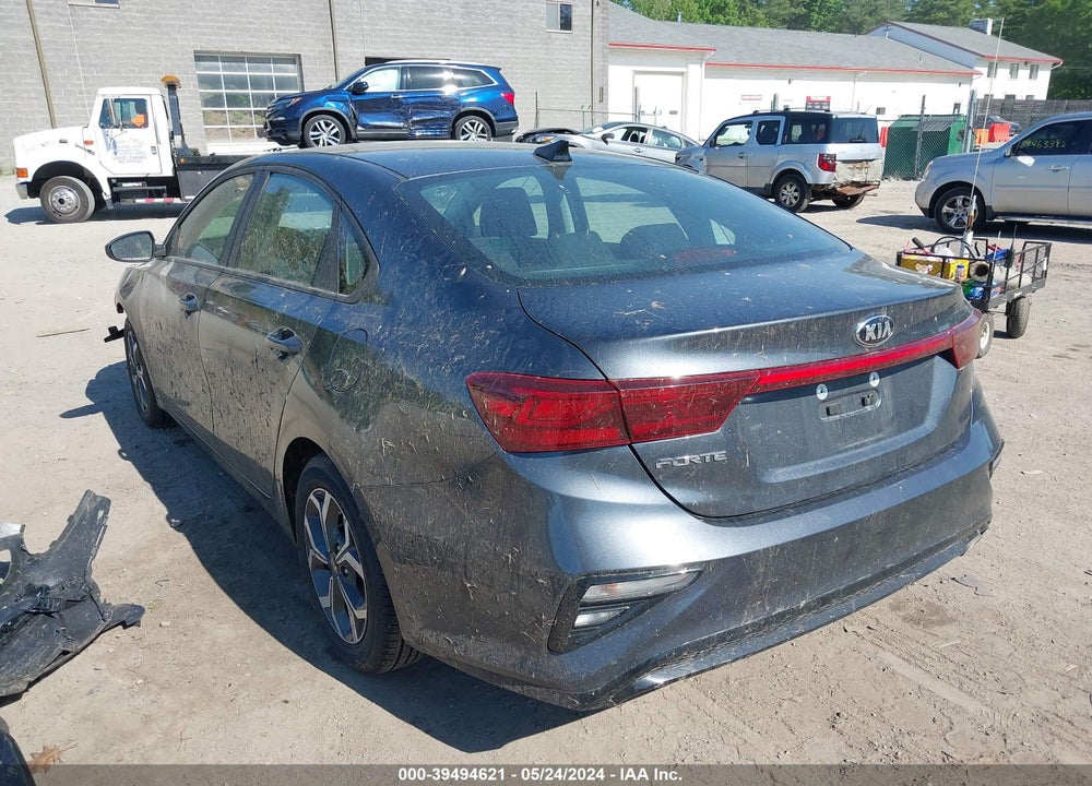 2021 KIA FORTE LXS VIN: 3KPF24ADXME409648