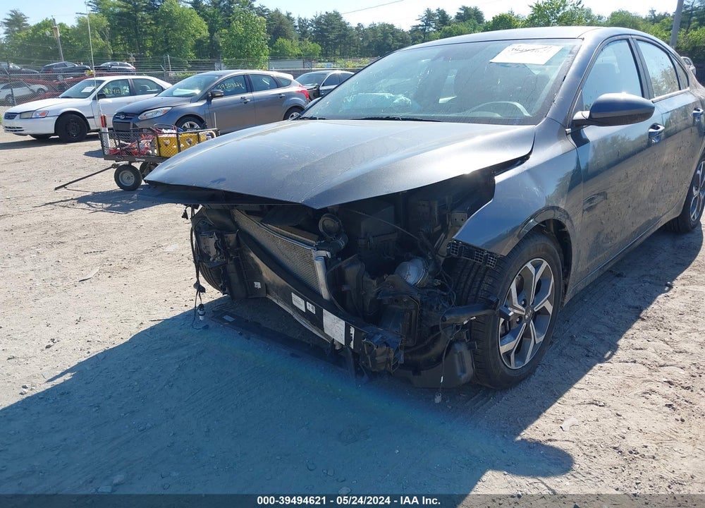 2021 KIA FORTE LXS VIN: 3KPF24ADXME409648