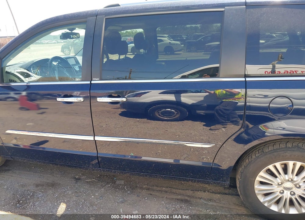 2012 CHRYSLER TOWN & COUNTRY LIMITED VIN: 2C4RC1GG5CR350273